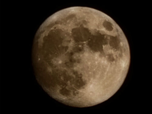 十三夜の月のイラスト